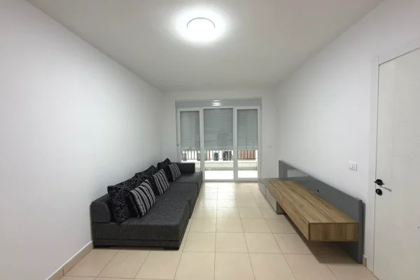 House for Rent 1+1 in Tirana - 40,000 Leke