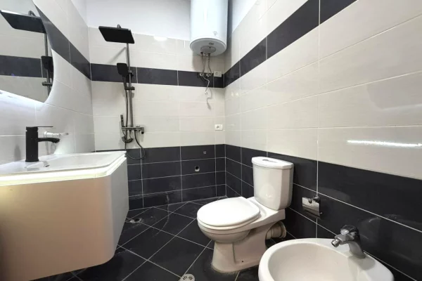 Apartment for sale in Tirana 2+1, Emty