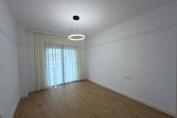 Apartment for sale in Tirana 2+1, Emty