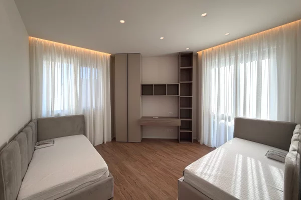 Shtepi me qera Apartament ne Tirane, 2+1, Mobilimi E mobiluar, Pagesa 1,500  Euro.