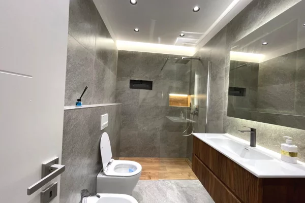 Apartment for sale in Tirana 2+1, Furnished