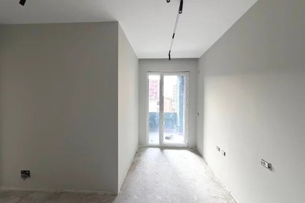 Shtepi ne shitje Apartament ne Tirane, 2+1, Mobilimi Bosh, pa mobiluar, Pagesa 220,000  Euro.