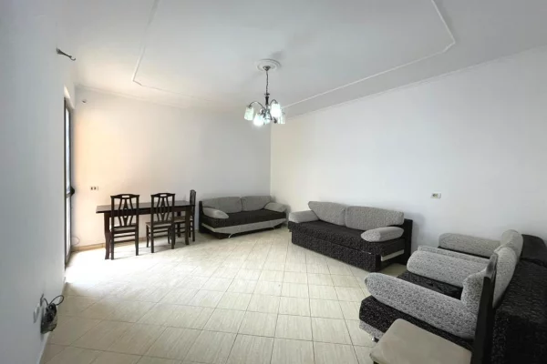 Apartament 1+1 per shitje ne Yzberisht. 