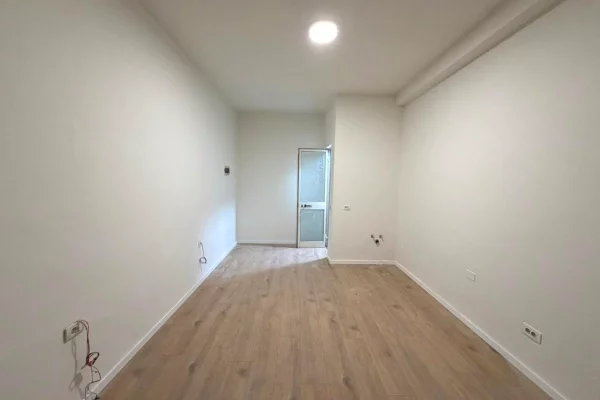 Ambient biznesi me qera 1+1 ne Tirane - 500 Euro