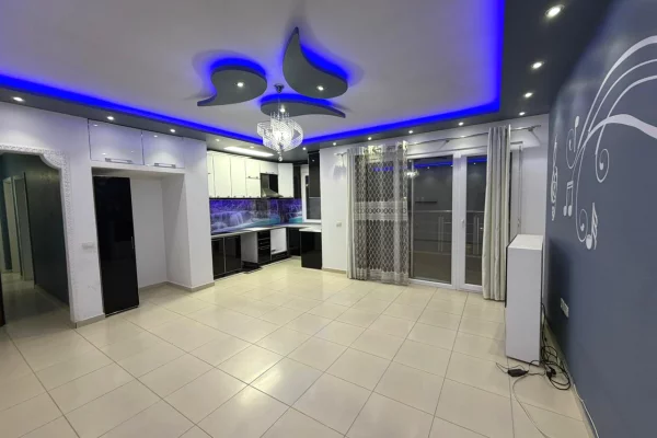 Apartment for sale in Tirana 2+1, Emty