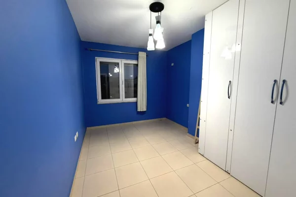 Apartment for sale in Tirana 2+1, Emty