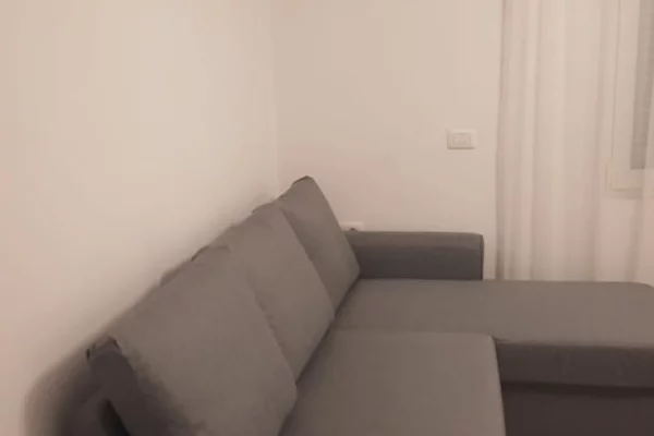 Casa in affitto 1+1 a Tirana - 40,000 Leke