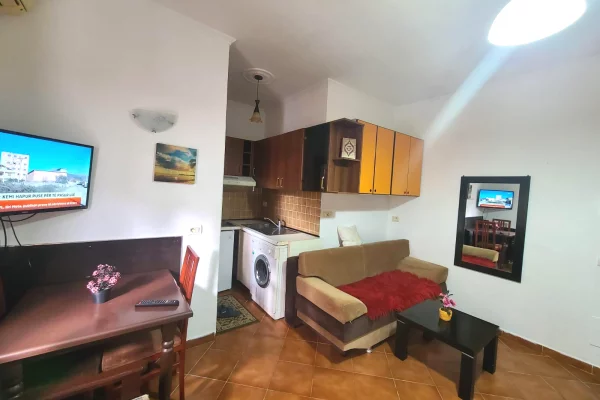 Shtepi me qera Apartament ne Tirane, Garsoniere, Mobilimi E mobiluar, Pagesa 34,000  Leke.