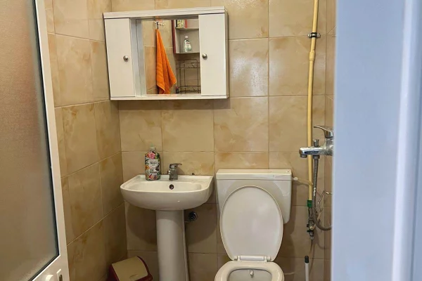 Appartamento in affitto a Tirana 2+1, Arredato