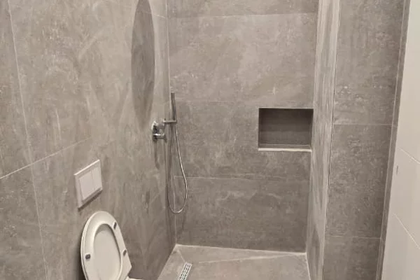 Ambient zyre per qira tek Komuna e Parisit.