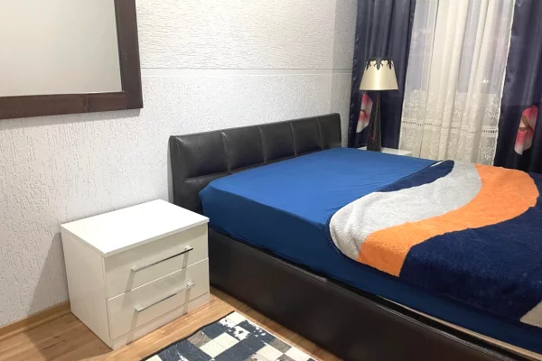Shtepi me qera Apartament ne Tirane, 2+1, Mobilimi E mobiluar, Pagesa 65,000  Leke.