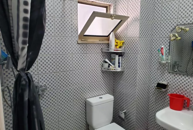 Appartamento in vendita a Tirana 1+1, Arredato