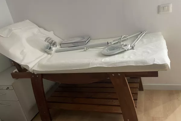 Pajisje biznesi ne shitje ne Tirane - 200 Euro