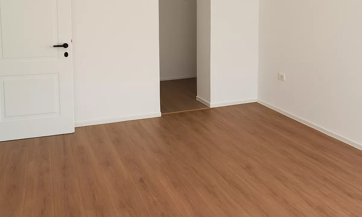 Appartamento in vendita a Tirana 1+1, Vuoto