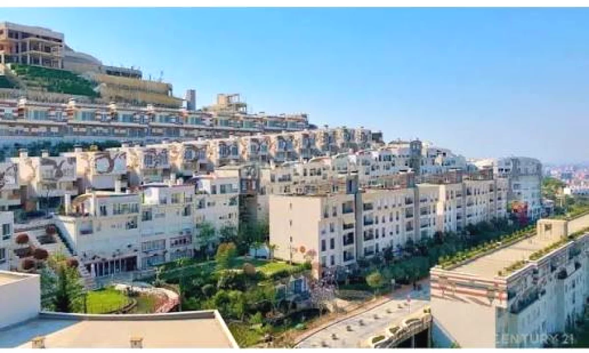 Appartamento in vendita a Tirana 2+1, Vuoto