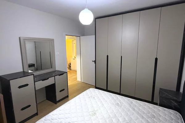 Shtepi me qera Apartament ne Tirane, 2+1, Mobilimi E mobiluar, Pagesa 62,000  Leke.