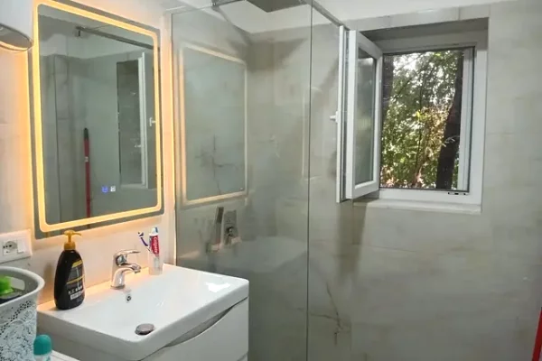 Shtepi ne shitje Apartament ne Tirane, 1+1, Mobilimi E mobiluar, Pagesa 14,500,000  Leke.