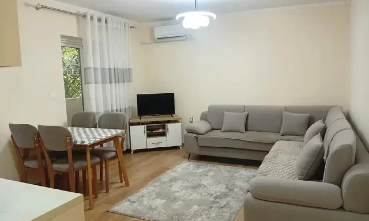 Shtepi ne shitje Apartament ne Tirane, 1+1, Mobilimi E mobiluar, Pagesa 14,500,000  Leke.