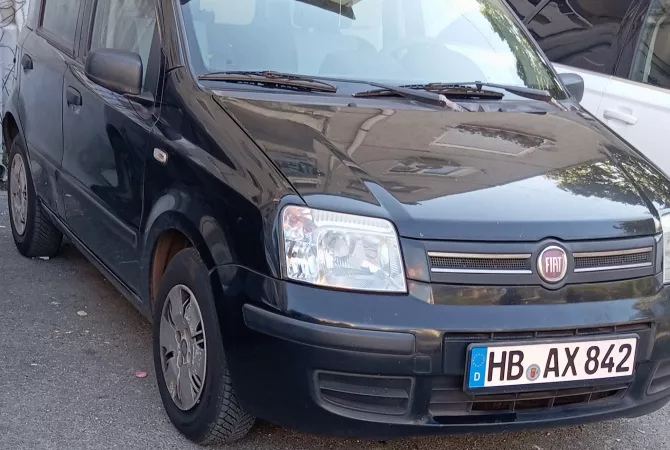 Auto in Vendita a Tirana - 2,300 Euro