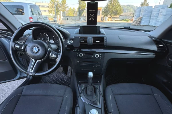 Makina ne shitje ne Tirane - 360,000 Leke