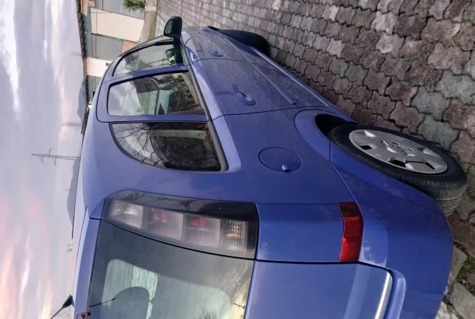 Auto in Vendita a Tirana, Opel, 2007 gasoline-gas,Kambio Manual Pagamento 1,700  Euro.