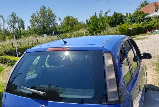 Auto in Vendita a Tirana - 1,700 Euro