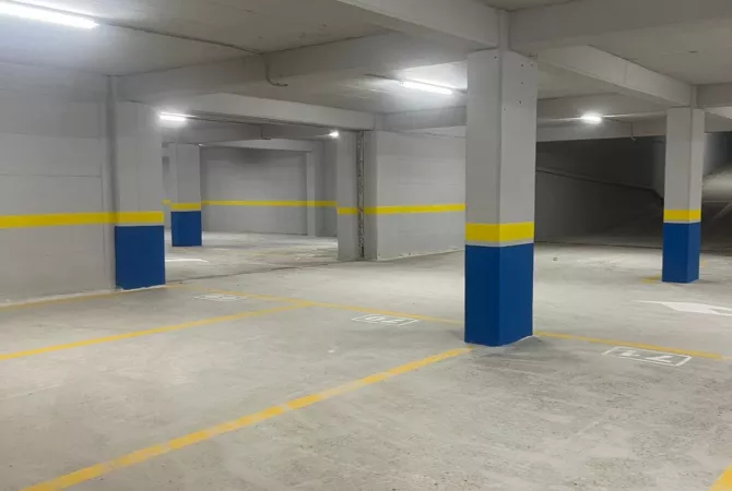 Business Property for Rent 1+1 in Tirana - 40 Euro