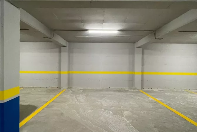 Jepet me qera garazhdi