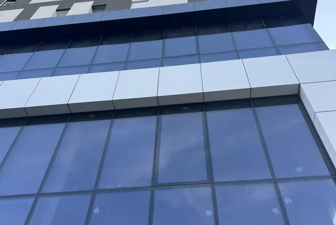 Business Property for Rent 1+1 in Tirana - 40 Euro