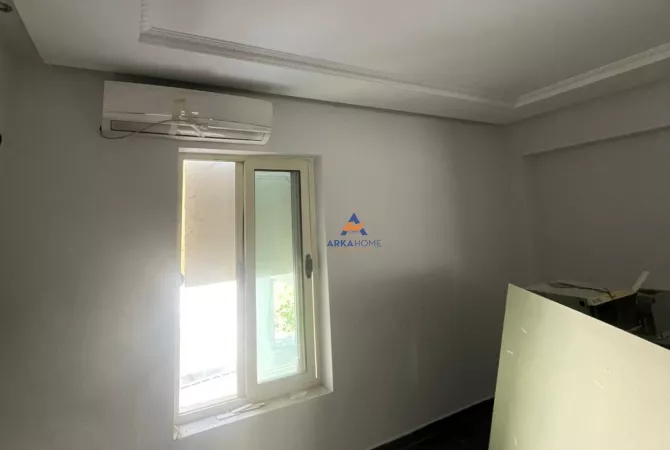 Business Property for Rent 3+1 in Tirana - 45,000 Leke