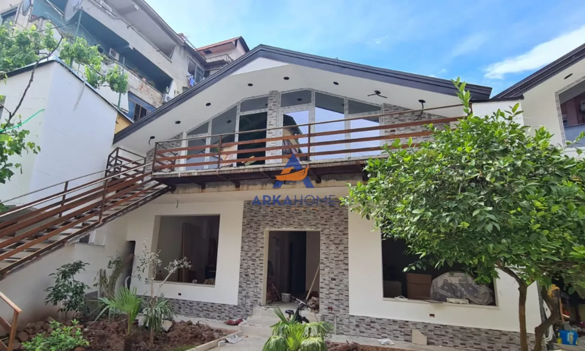 Shtepi me qera Shtepi Private ne Tirane, 6+1, Mobilimi Bosh, pa mobiluar, Pagesa 4,500  Euro.