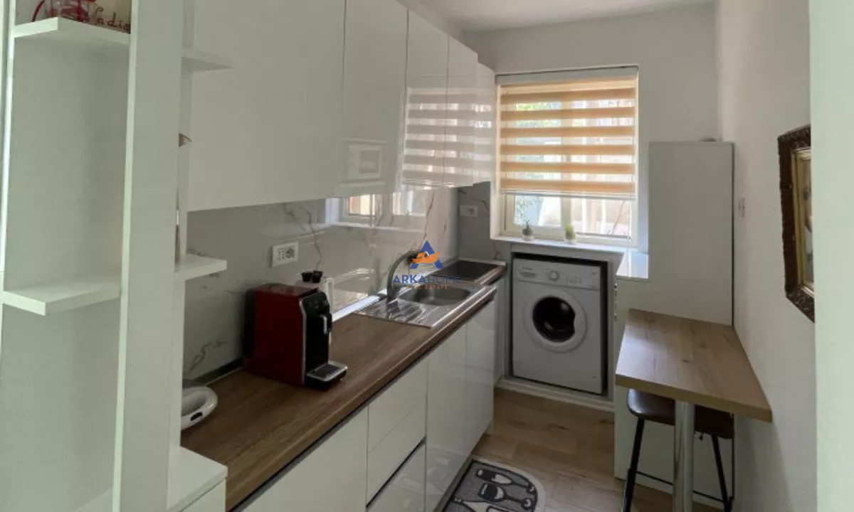 Shtepi me qera Apartament ne Tirane, 1+1, Mobilimi E mobiluar, Pagesa 600  Euro.