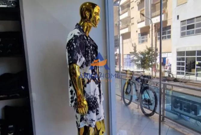 Business Property in Sale 1+1 in Tirana - 280,000 Euro