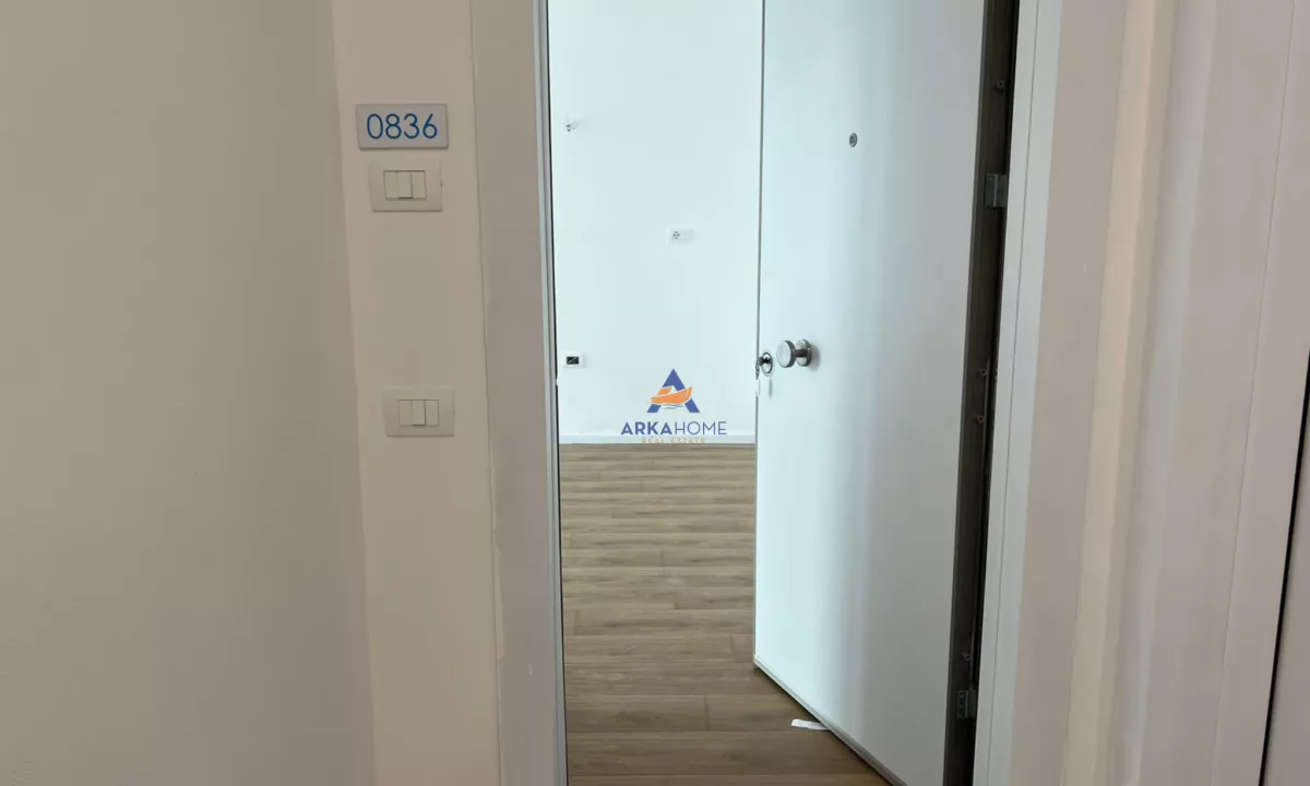 Shtepi ne shitje Apartament ne Tirane, 1+1, Mobilimi Bosh, pa mobiluar, Pagesa 93,000  Euro.