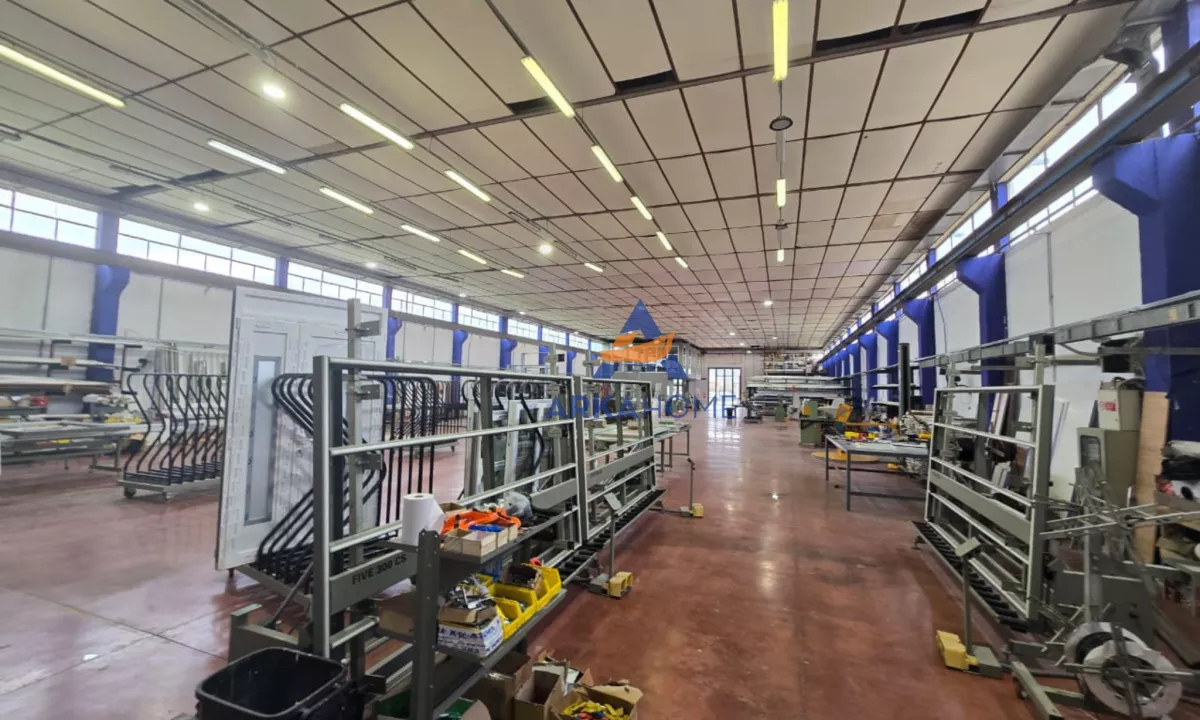 SHITET KAPANON 3000M2 OPEN SPACE "KOSMAC,NE HYRJE TE SHKODRES" 950.000 EURO.