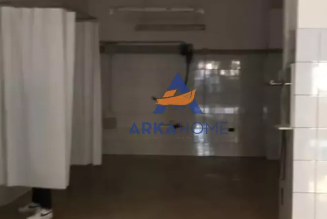 Business Property for Rent 1+1 in Vlora - 500 Euro