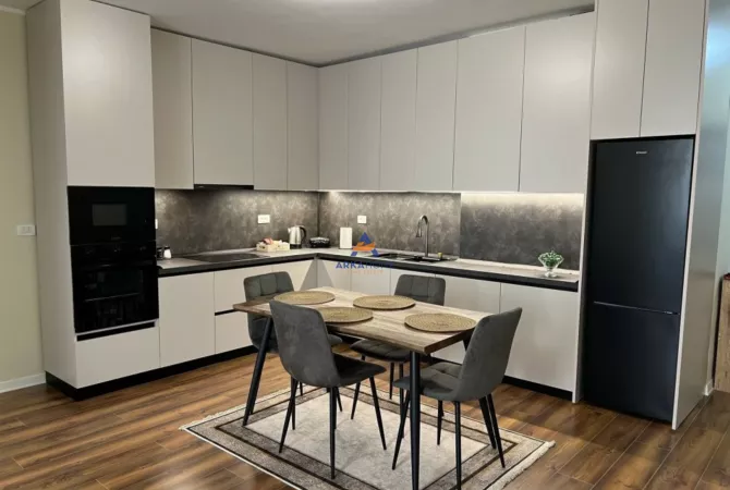 SHITET APARTAMENT 2+1+BALLKON " DURRES " 198.000 EURO