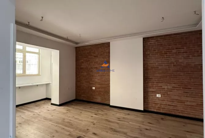 SHITET APARTAMENT 62M2 "GJIMNAZI PETRO NINI ,BLLOK" 158.000 EURO