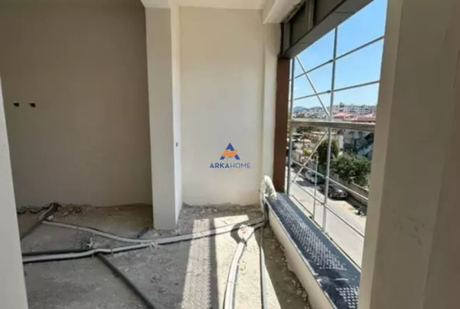 SHITET APARTAMENT 2+1+2BALLKONE "TEK BULEVARDI I RI" 160.000 EURO.