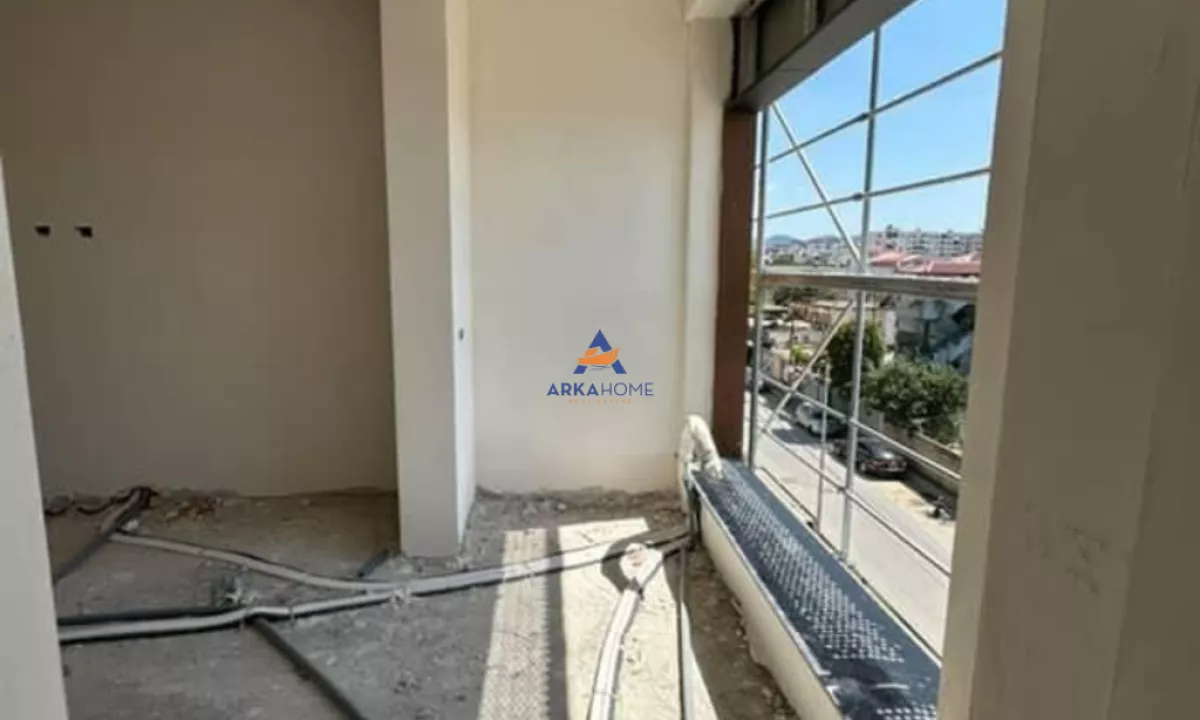 Appartamento in vendita a Tirana 2+1, Vuoto