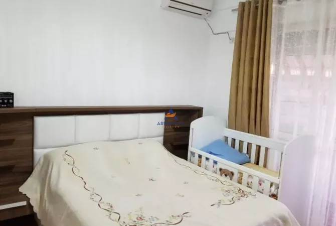 Appartamento in vendita a Tirana 2+1, Arredato