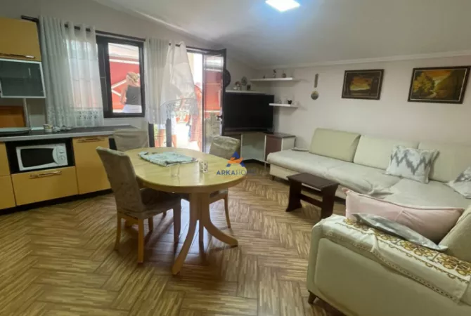 Shtepi me qera 2+1 ne Tirane - 50,000 Leke