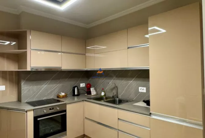 Shtepi me qera Apartament ne Tirane, 1+1, Mobilimi Bosh, pa mobiluar, Pagesa 850  Euro.