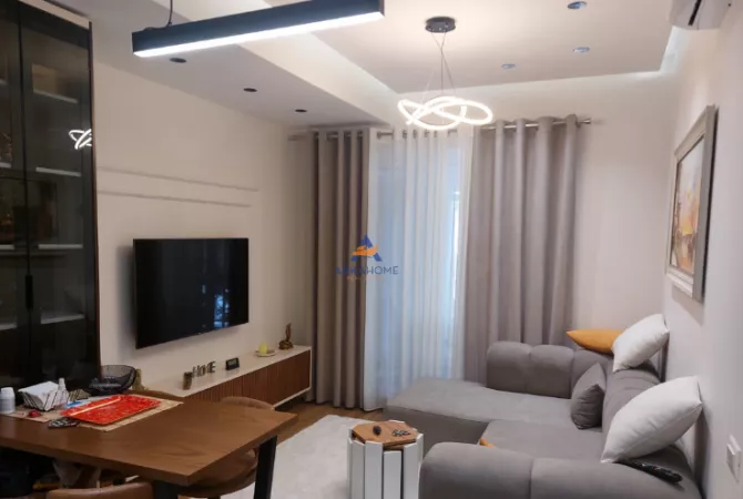 SHITET APARTAMENT 2+1+2 BALLKON "ALI DEMI, KOMPLEKSI KAIMI" 160.000 EURO.
