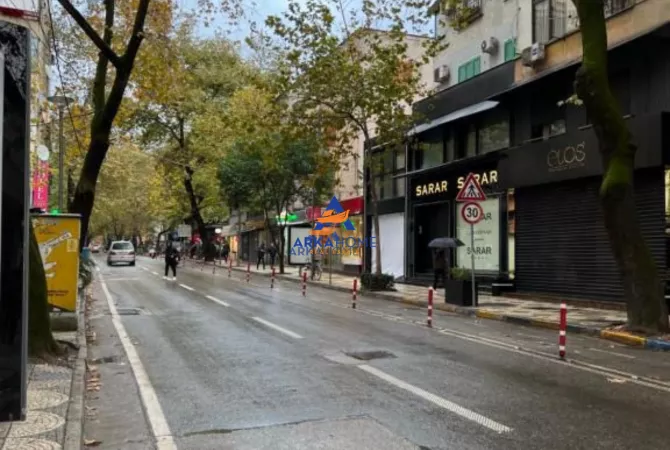 Ambient biznesi me qera 1+1 ne Tirane - 1,500 Euro