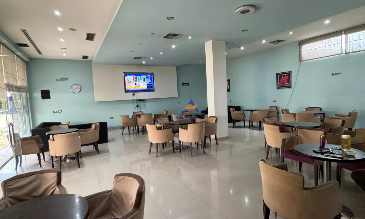JEPET AMBJENT BIZNESI ME QERA 125M2 "PRANE TOP CHANNEL MEZEZE" 1500 EURO.