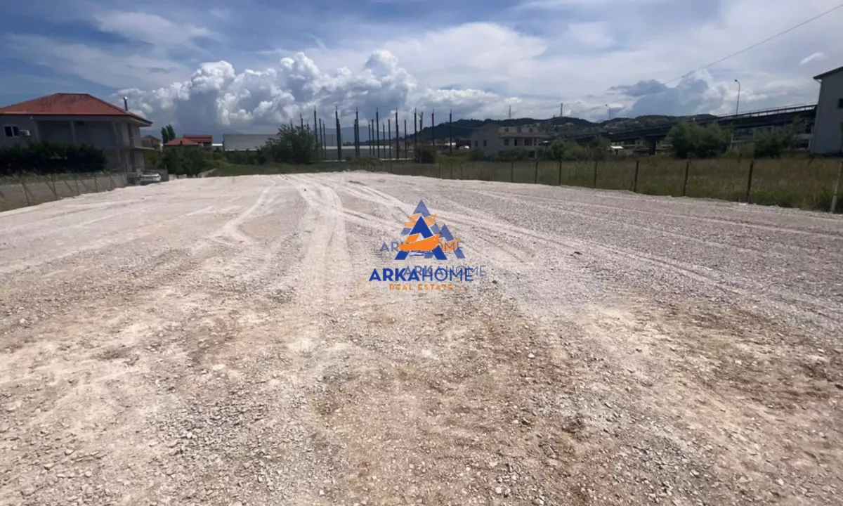 JEPET TOKE ME QERA 1500M2 "NE VORE" 1500 EURO.