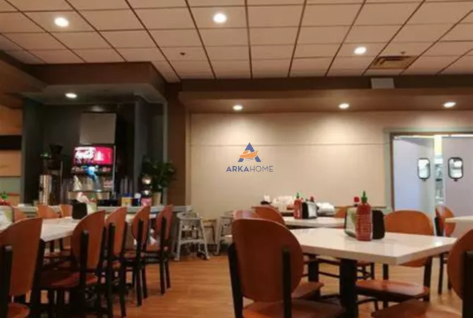 Ambient biznesi me qera 3+1 ne Tirane - 1,200 Euro