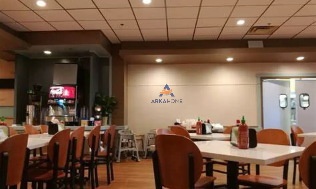 JEPET ME QERA AMBIENT FAST-FOODI 50M2 "KRISTAL CENTER" 1200 EURO