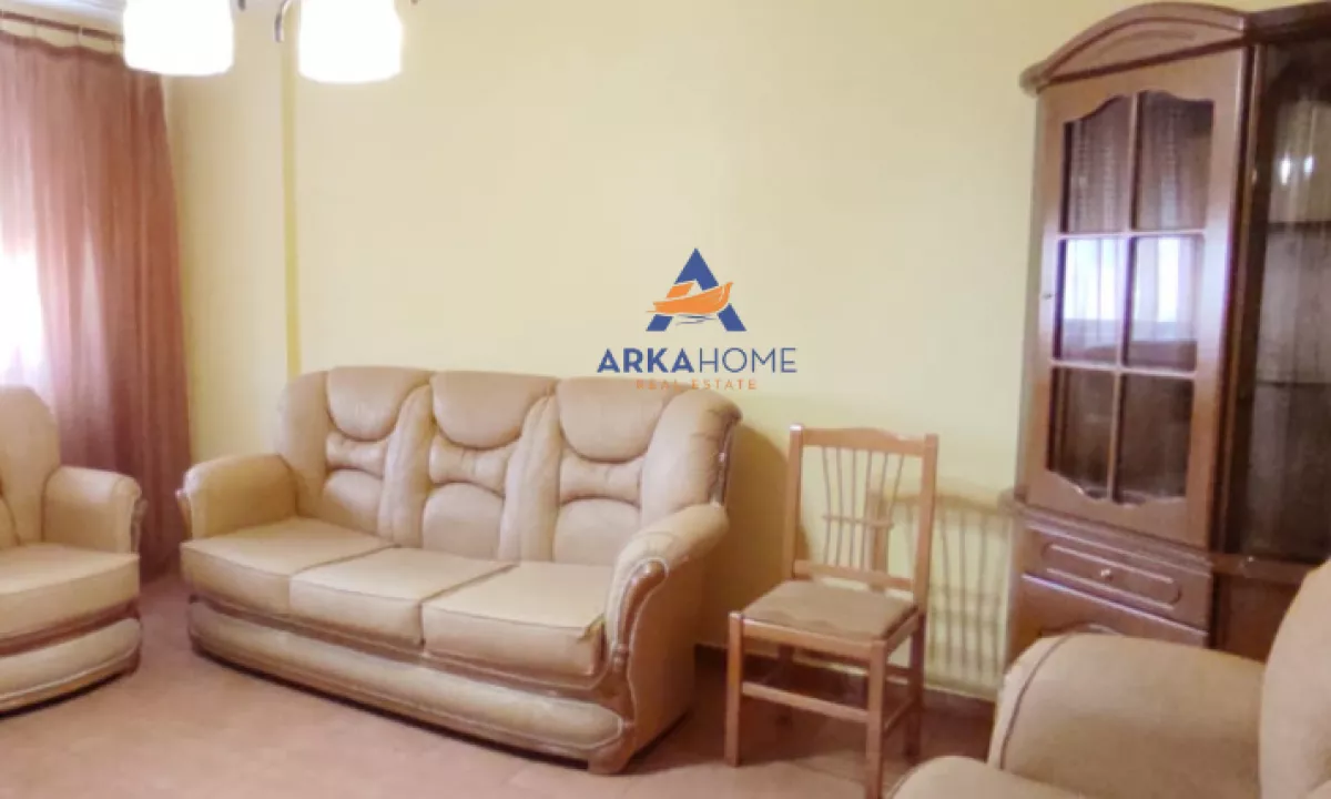 Shtepi me qera Apartament ne Tirane, 1+1, Mobilimi E mobiluar, Pagesa 550  Euro.